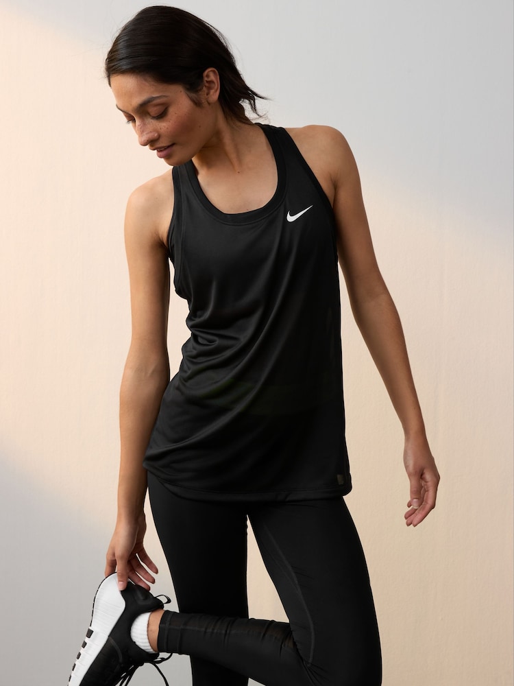 Zwart - Nike Dri-FIT tanktop met racerback - Image 1 of 6