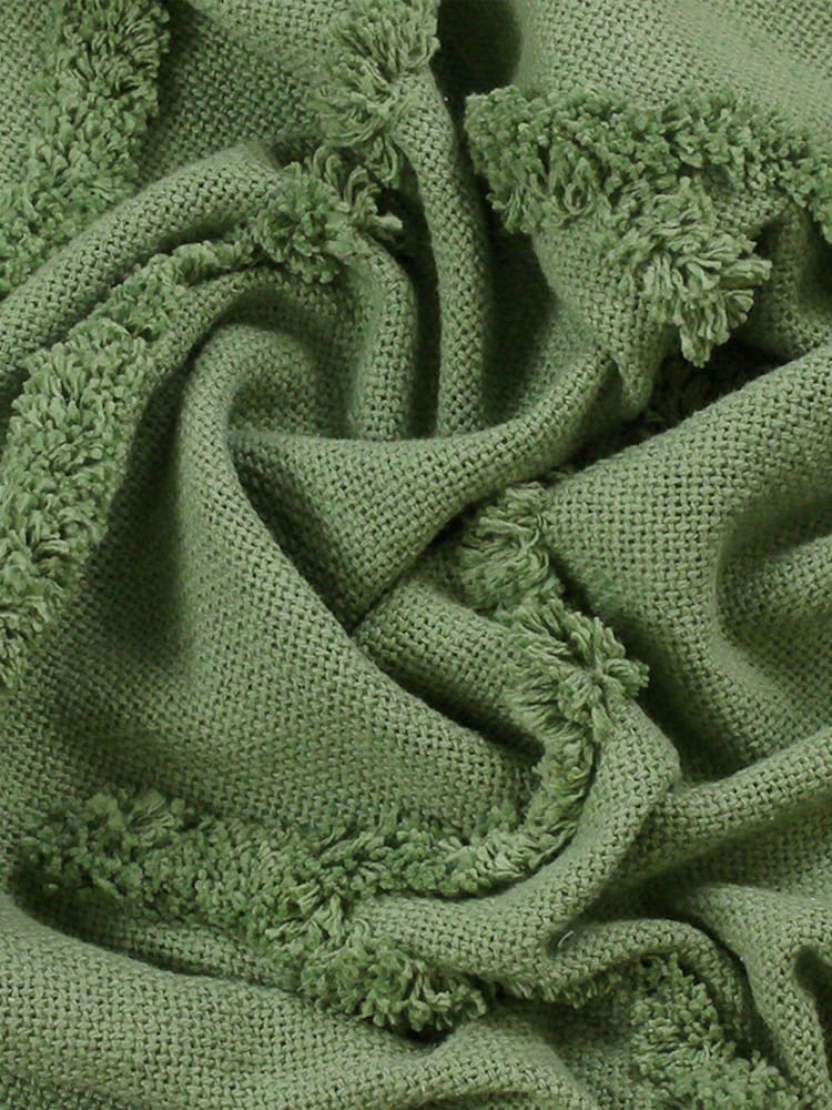 furn. Green 100% Cotton Jakarta Woven Tufted Fringed Throw - Image 2 of 2