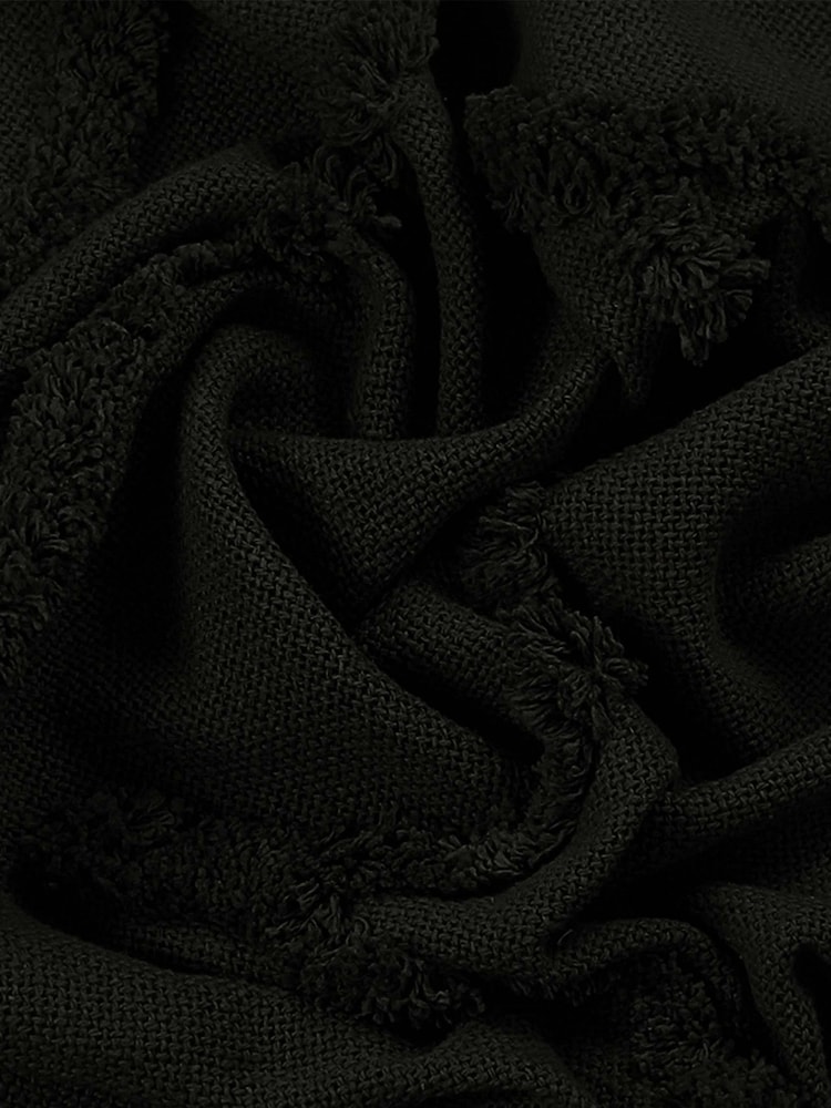 furn. Black 100% Cotton Jakarta Woven Tufted Fringed Throw - Image 2 of 2