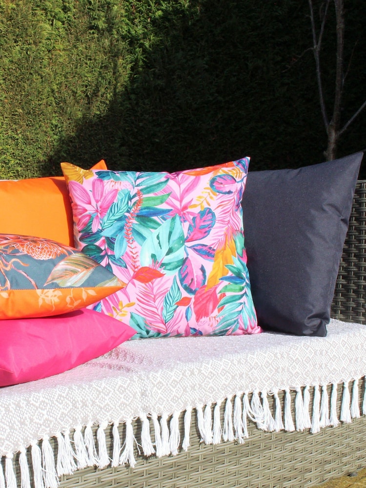 furn. Multi Psychadelic Jungle Water Resistant Outdoor Cushion - Image 2 of 5