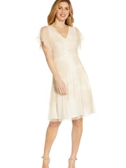Adrianna Papell perlenbesetztes Kleid mit Flötenärmeln - Bild 4 von 6