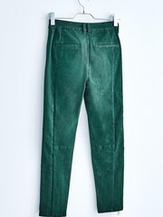 Grün/Satin - Own. Skinny-Jeans mit hoher Taille im Biker-Look - Bild 4 von 9