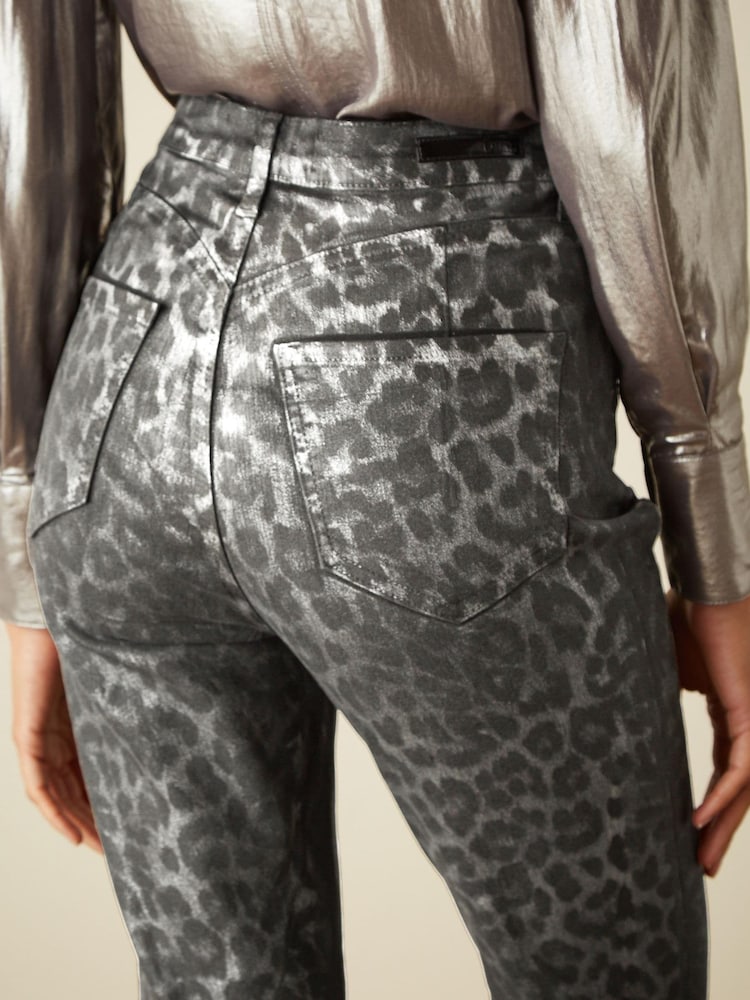 Animalprint/Foliendesign - Ultra High Rise Skinny-Jeans - Bild 1 von 5 Animalprint/Foliendesign - Ultra High Rise Skinny-Jeans - Bild 1 von 5
