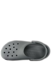 رمادي - خف بنعل سميك كلاسيكي للكبار من Crocs - صورة 9 من 11