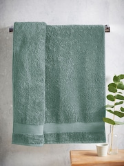 Green Soft Mineral Egyptian Cotton Towel - Image 2 of 5
