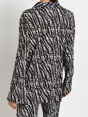 River Island Blue Long Sleeve Plisse All Over Print Shirt - Image 2 of 4