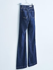 Bleu 70s - Propre. Jeans évasées à taille ultra haute - Image 4 of 9