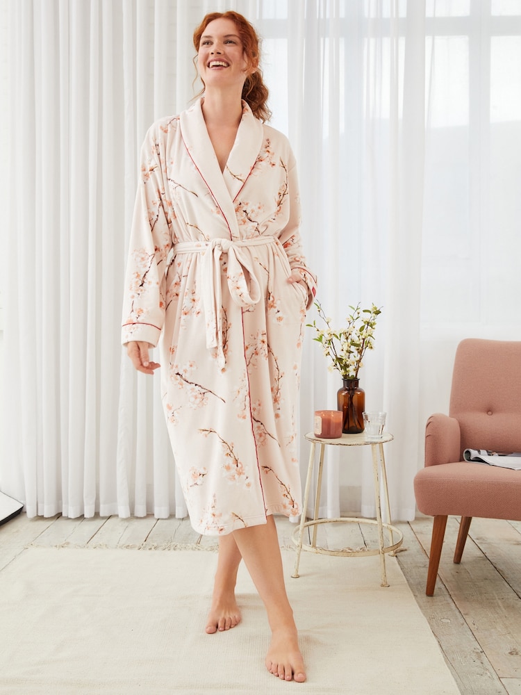 Bath & Body Works Japanese Cherry Blossom Cosy Dressing Gown - Image 1 of 7