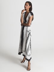 Reiss Black/White Hayley Mono Printed Midi Dress - Image 1 of 6