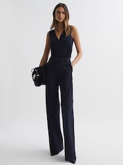 أزرق داكن - بلوزة برقبة سبعة Taylor من Reiss - صورة 1 من 7