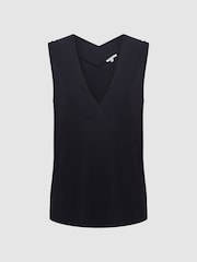 أزرق داكن - بلوزة برقبة سبعة Taylor من Reiss - صورة 2 من 7