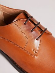 بني فاتح - حذاء ديربي رسمي جلد Kampten من Ted Baker - صورة 3 من 4