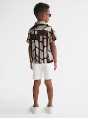 Reiss Bordeaux Rico Junior Abstract Print Cuban Collar Shirt - Image 5 of 8