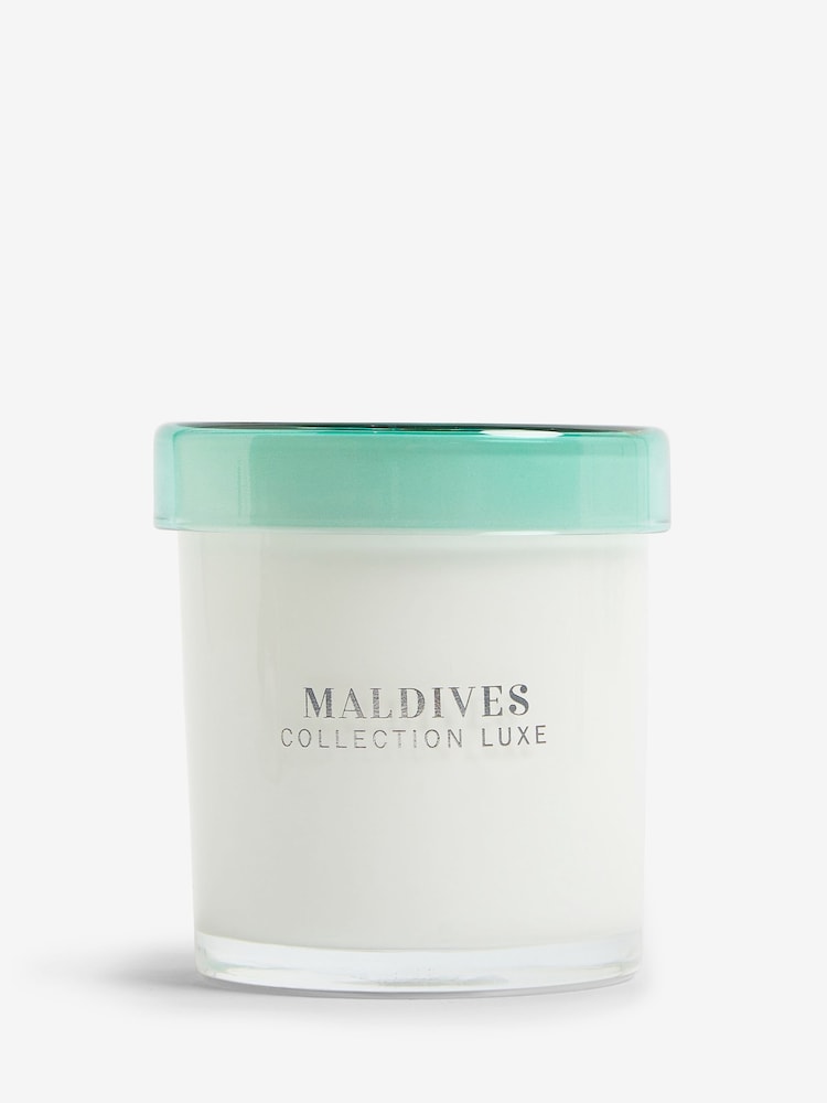 Teal Blue Collection Luxe Maldives Waterlily and Musk Scented Candle - Image 4 of 4