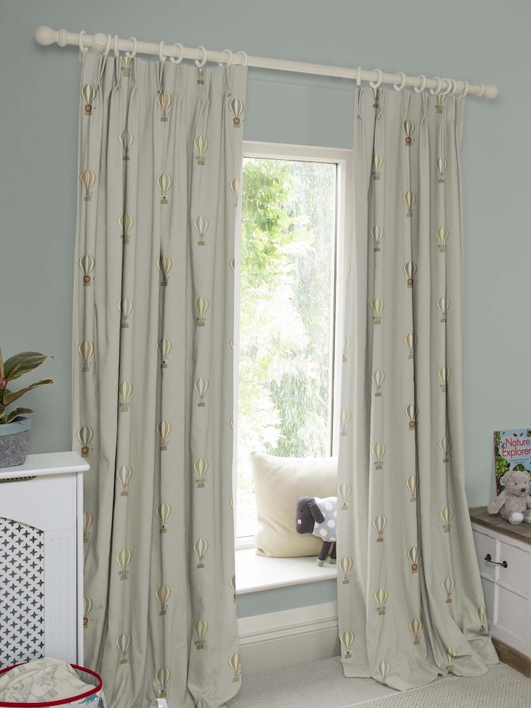 Sophie Allport Natural Bears and Balloons Made To Measure 100% Cotton Curtains - Image 2 of 9
