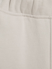 Reiss Dark Ecru Ali Oversized Garment Dye Joggers - Image 6 of 6