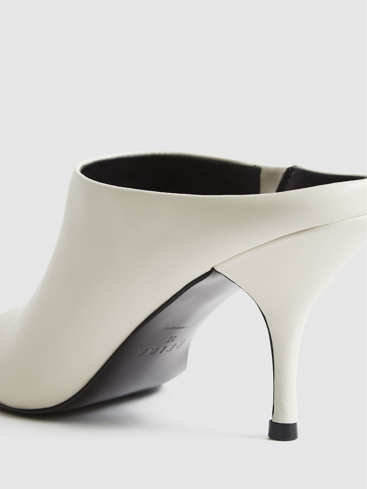 Reiss White Finley Leather Trainers - Image 7 of 7 Reiss White Finley Leather Trainers - Image 7 of 7