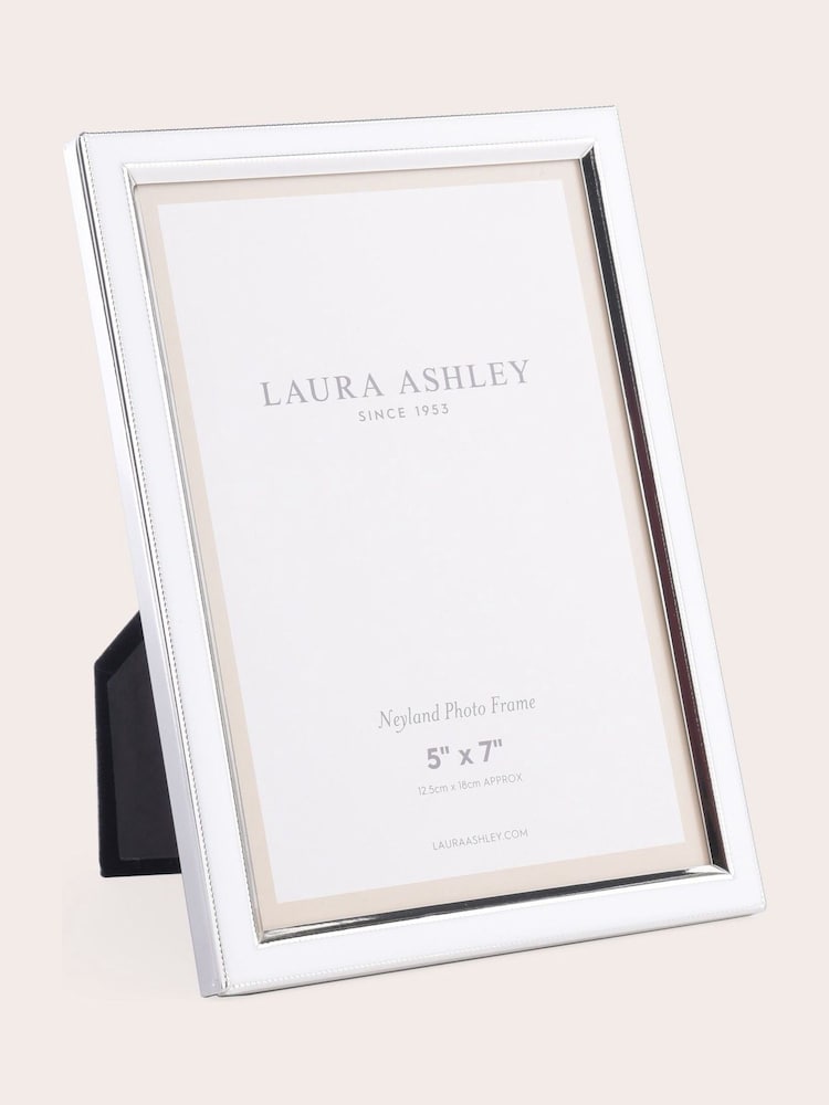 Laura Ashley Silver Neyland Silver Plated Picture Frame - Image 2 of 5