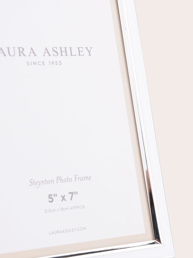 Laura Ashley Silver Steynton Silver Plated Picture Frame - Image 5 of 5