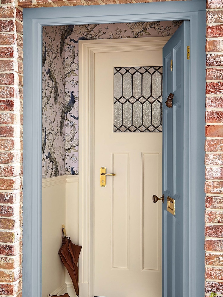 Laura Ashley Chalk Blue Exterior Eggshell Paint - Image 1 of 5