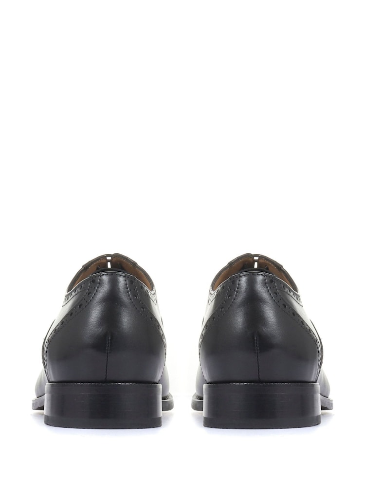 črna - Usnjeni brogue čevlji Jones Bootmaker Maynard Oxford - Slika 2 iz 5 črna - Usnjeni brogue čevlji Jones Bootmaker Maynard Oxford - Slika 2 iz 5