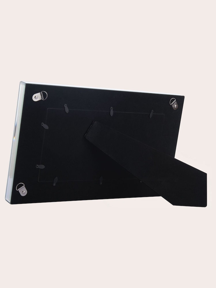 Laura Ashley Block Mirror Multi 3 Aperture Picture Frame - Image 2 of 3