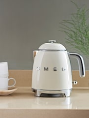 Smeg Cream 50's Style Mini Kettle - Image 1 of 7