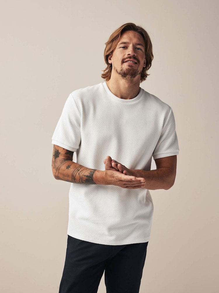 Navy Blue/Stone/Ecru Cream Textured T-Shirts 3 Pack - Image 8 of 9