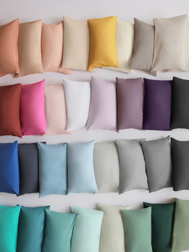 Purple Elderberry Cotton Rich Plain Duvet Cover and Pillowcase Set - Image 3 of 3