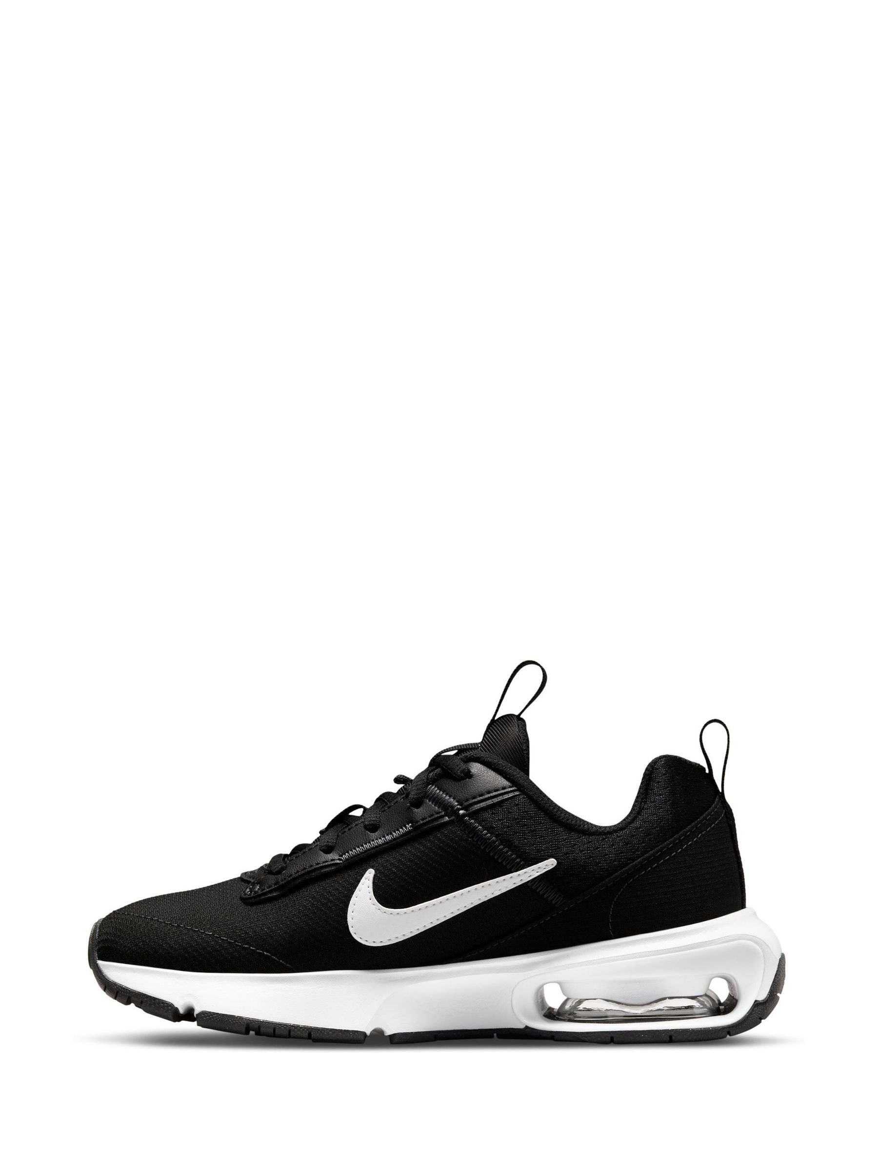 Air max modern essential sales