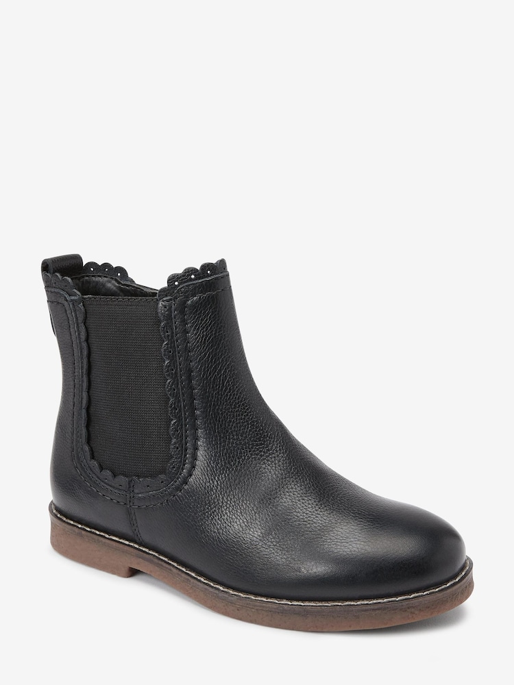 Schwarz, Leder, Bogenkanten - Premium Chelsea-Boots - Bild 2 von 4 Schwarz, Leder, Bogenkanten - Premium Chelsea-Boots - Bild 2 von 4