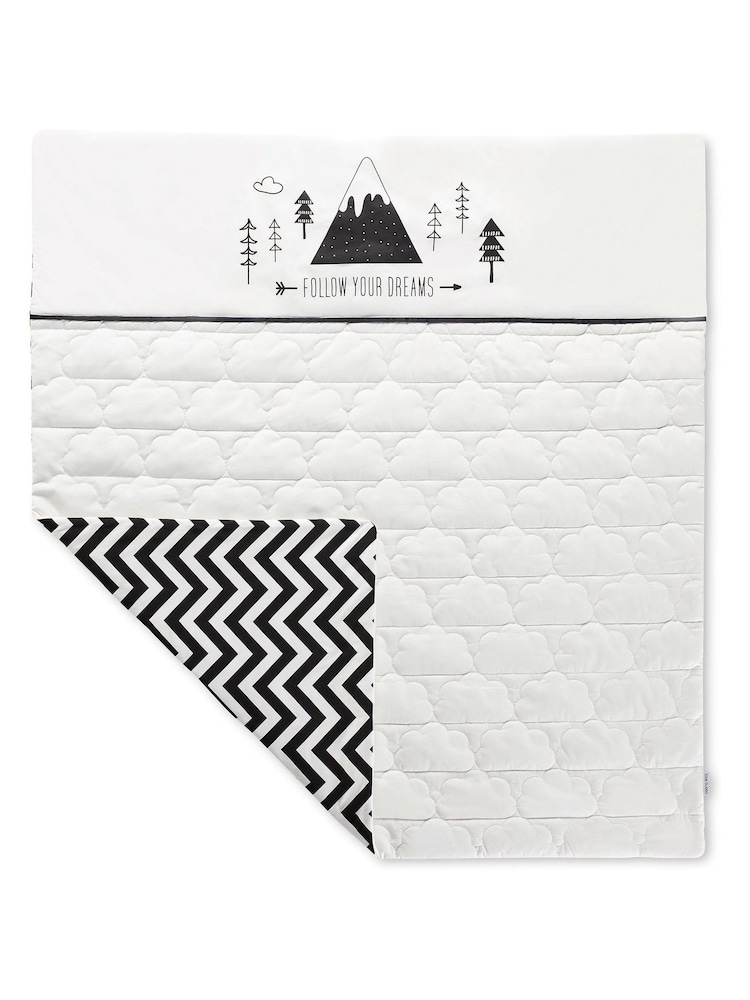 Ickle Bubba Black The Mono Mountains Collection Quilt - Image 2 of 2