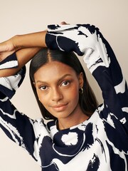 Navy Abstract Long Sleeve Column Mini Dress - Image 4 of 8