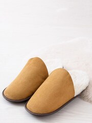 Celtic & Co. Natural Sheepskin Scuffs - Image 5 of 5