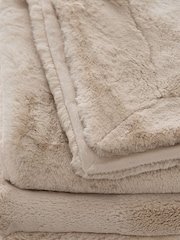 Soft To Touch Plush Faux Fur Throw - Image 4 of 6
