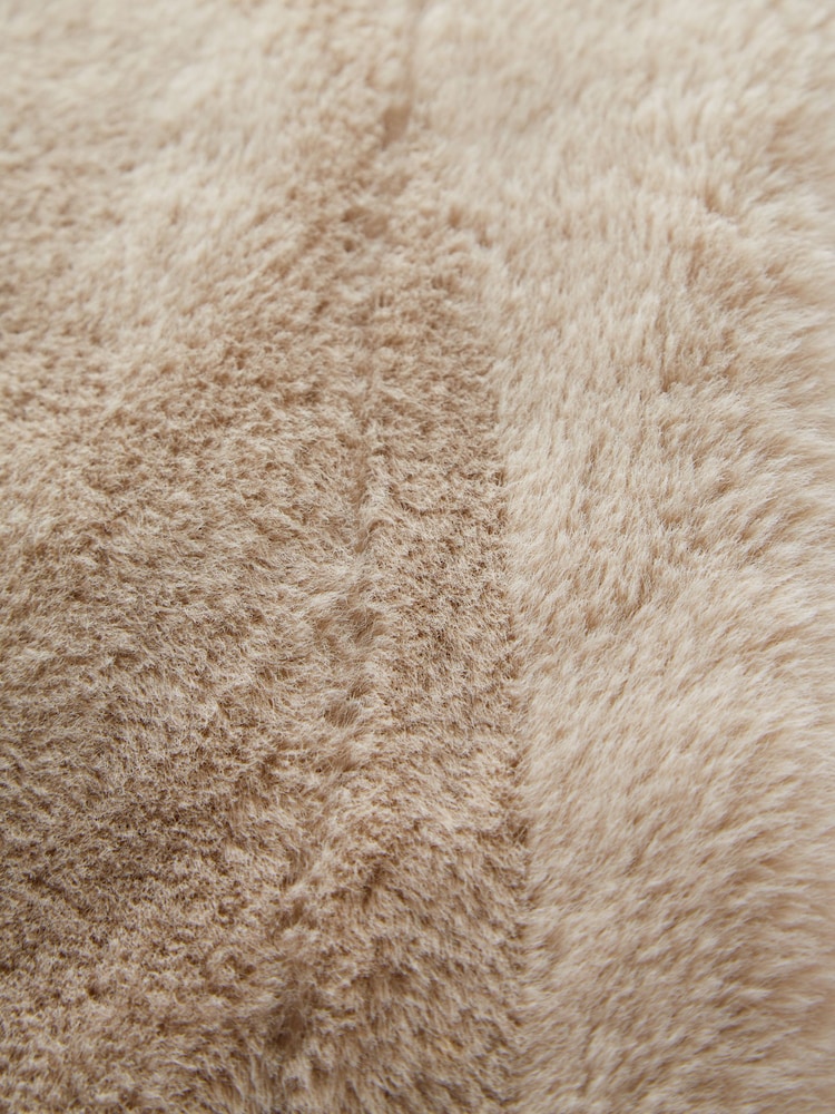 Soft To Touch Plush Faux Fur Throw - Image 6 of 6