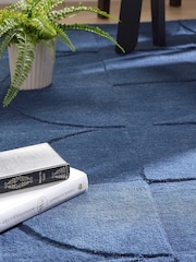 Origins Infinity Blue Penny Carved Rug - Image 2 of 4