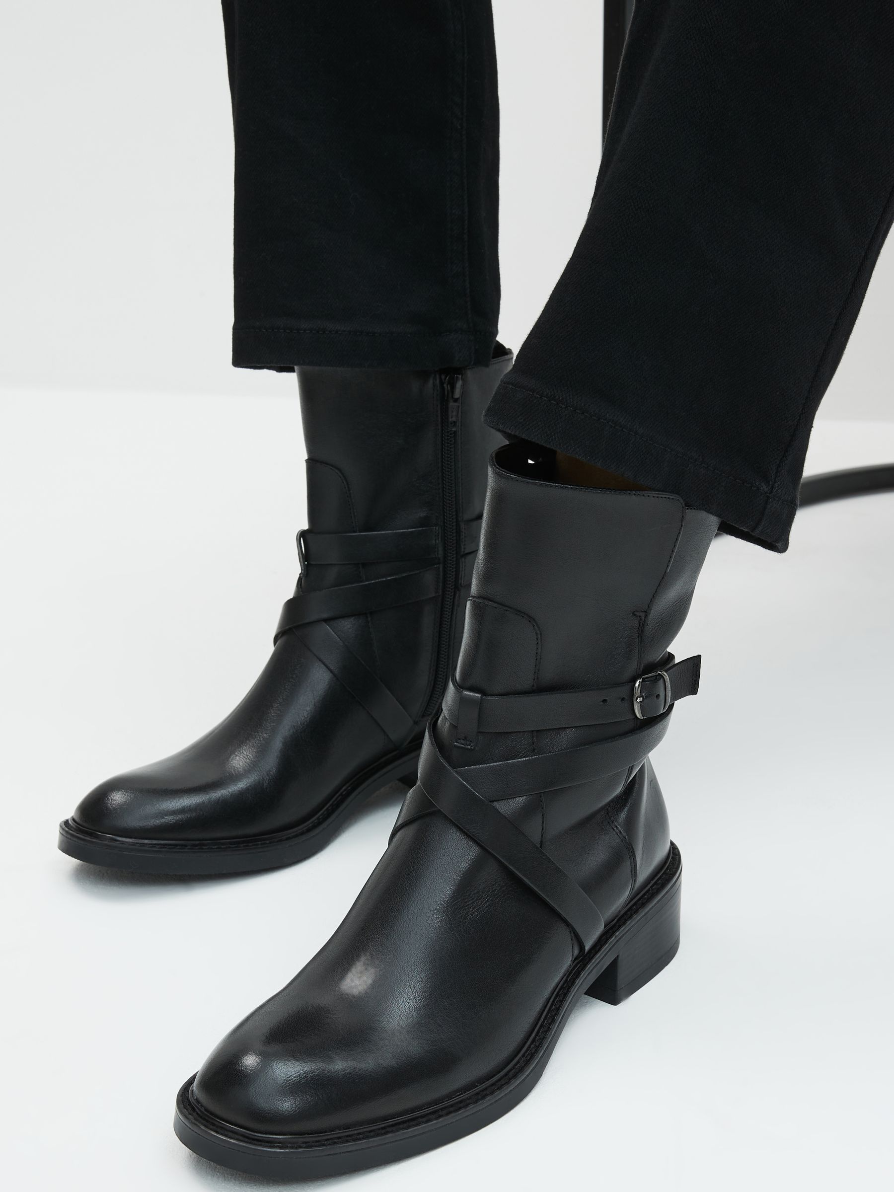 Next signature boots new arrivals