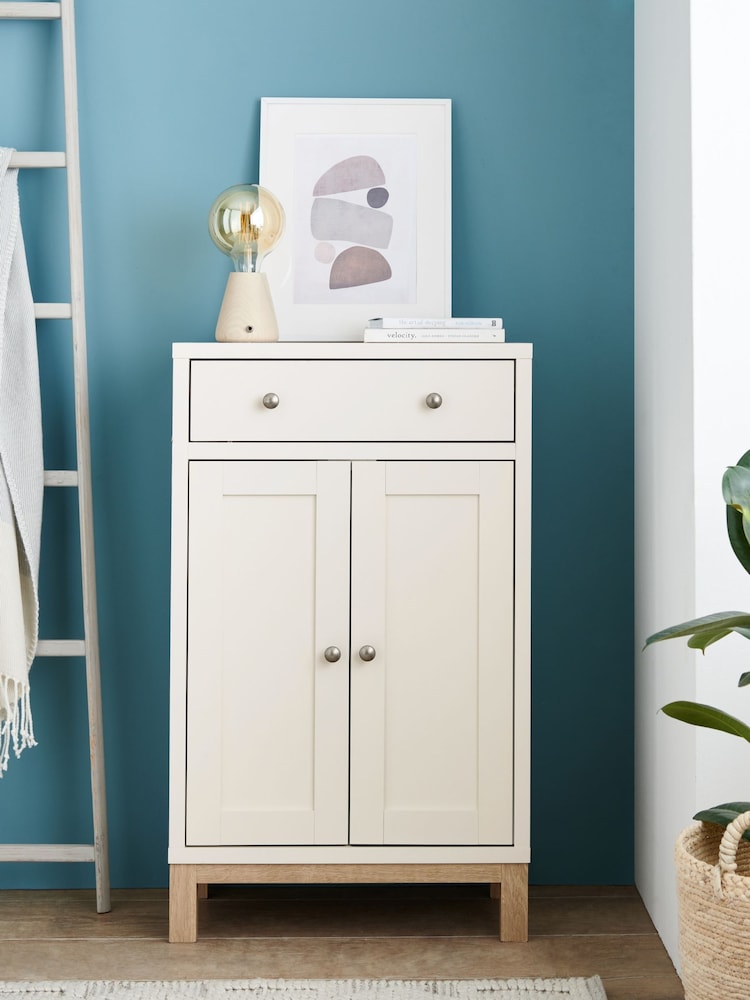 Cream Malvern Oak Effect Sideboard - Image 1 of 10