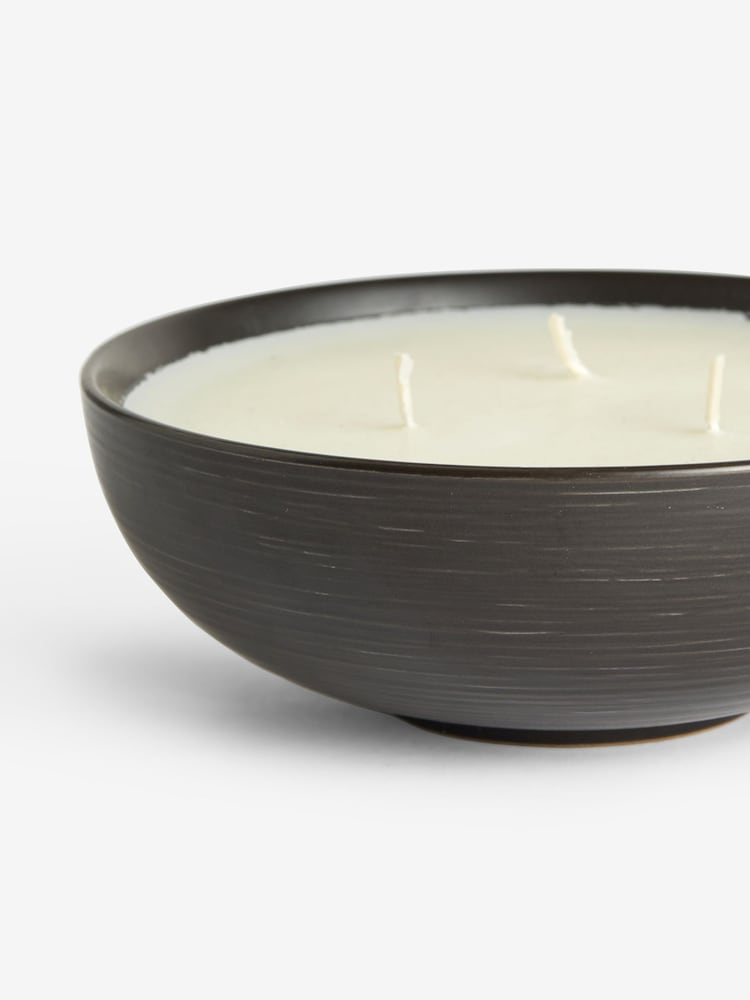 Black Lily Pomegranate and Black Lily 3 Wick Scented Candle - Image 3 of 3