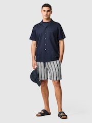 Rodd & Gunn Blue The Laurels Resort 7" Shorts - Image 3 of 5