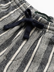 Rodd & Gunn Blue The Laurels Resort 7" Shorts - Image 5 of 5