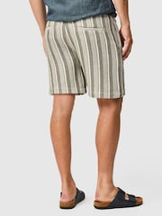 Rodd & Gunn Green The Laurels Resort 7" Shorts - Image 2 of 5