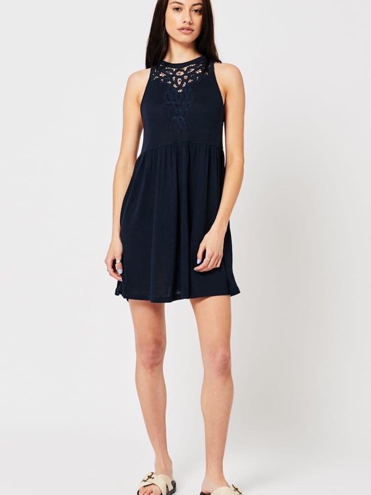 Superdry Vintage Sommerkleid aus Spitze mit Racerback, Blau - Bild 2 von 4