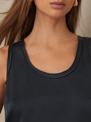 Reiss Navy Riley Silk Front Vest - Image 4 of 6