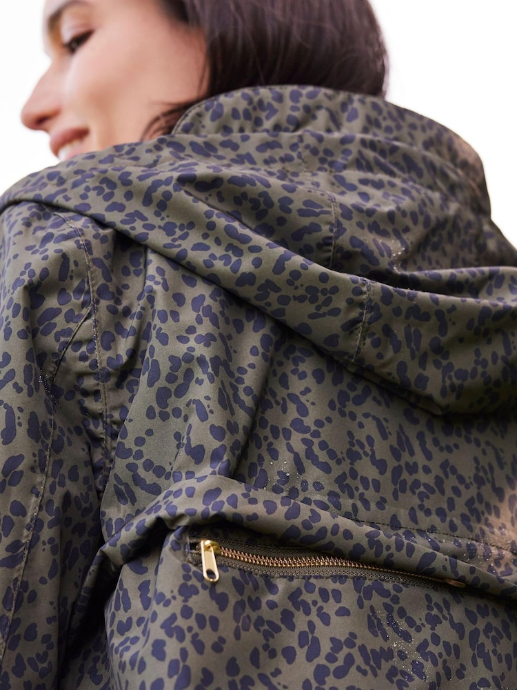Joules Animal Print Waybridge Relaxed Fit Waterproof Jacket - Image 6 of 15