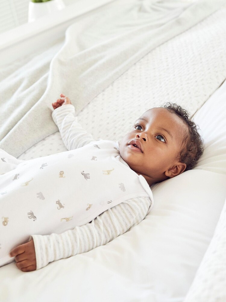 The White Company White Safari Print 1 Tog Sleeping Bag - Image 1 of 3