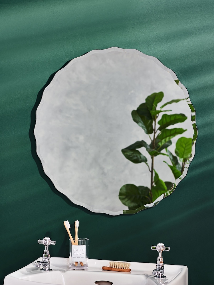 Okroglo stensko ogledalo z vrezanimi robovi 60x60cm - Slika 1 iz 4 Okroglo stensko ogledalo z vrezanimi robovi 60x60cm - Slika 1 iz 4
