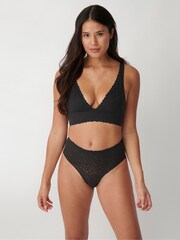 Sloggi Zero Feel Lace 2.0 Non Wired Bra - Image 2 of 5