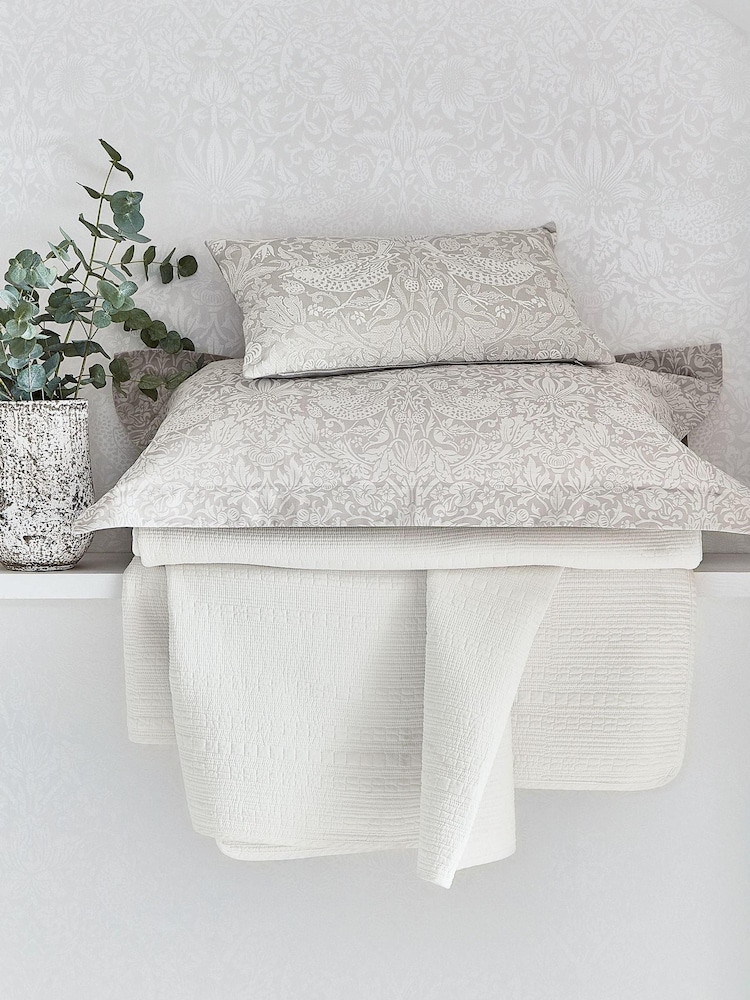 Morris & Co. Pebble Grey Pure Strawberry Thief Jacquard Oxford 100% Cotton Pillowcase - Image 1 of 4